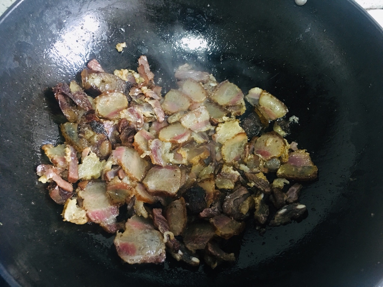 「水哥出品」折耳根炒腊肉