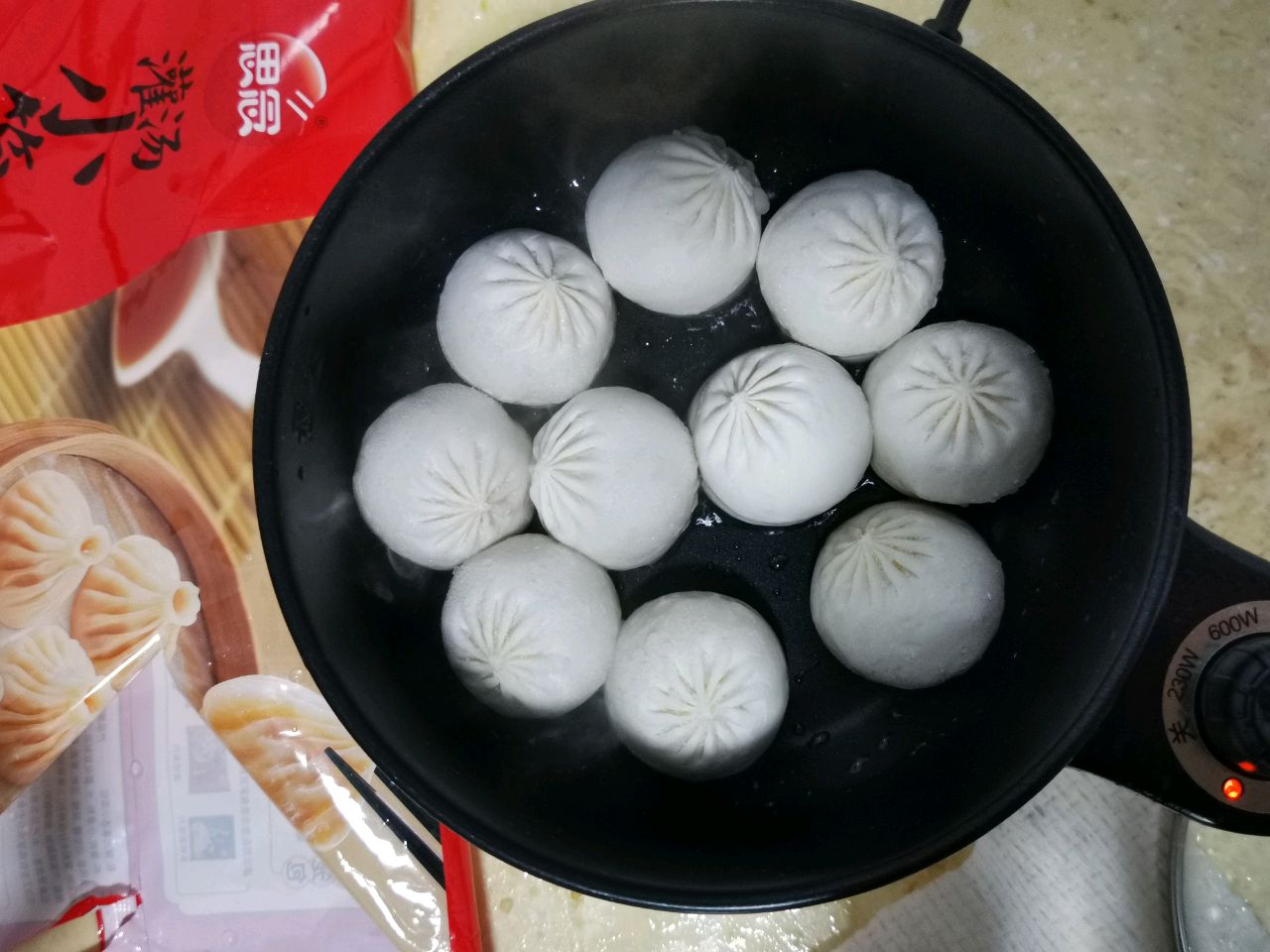 水煎脆皮灌汤包