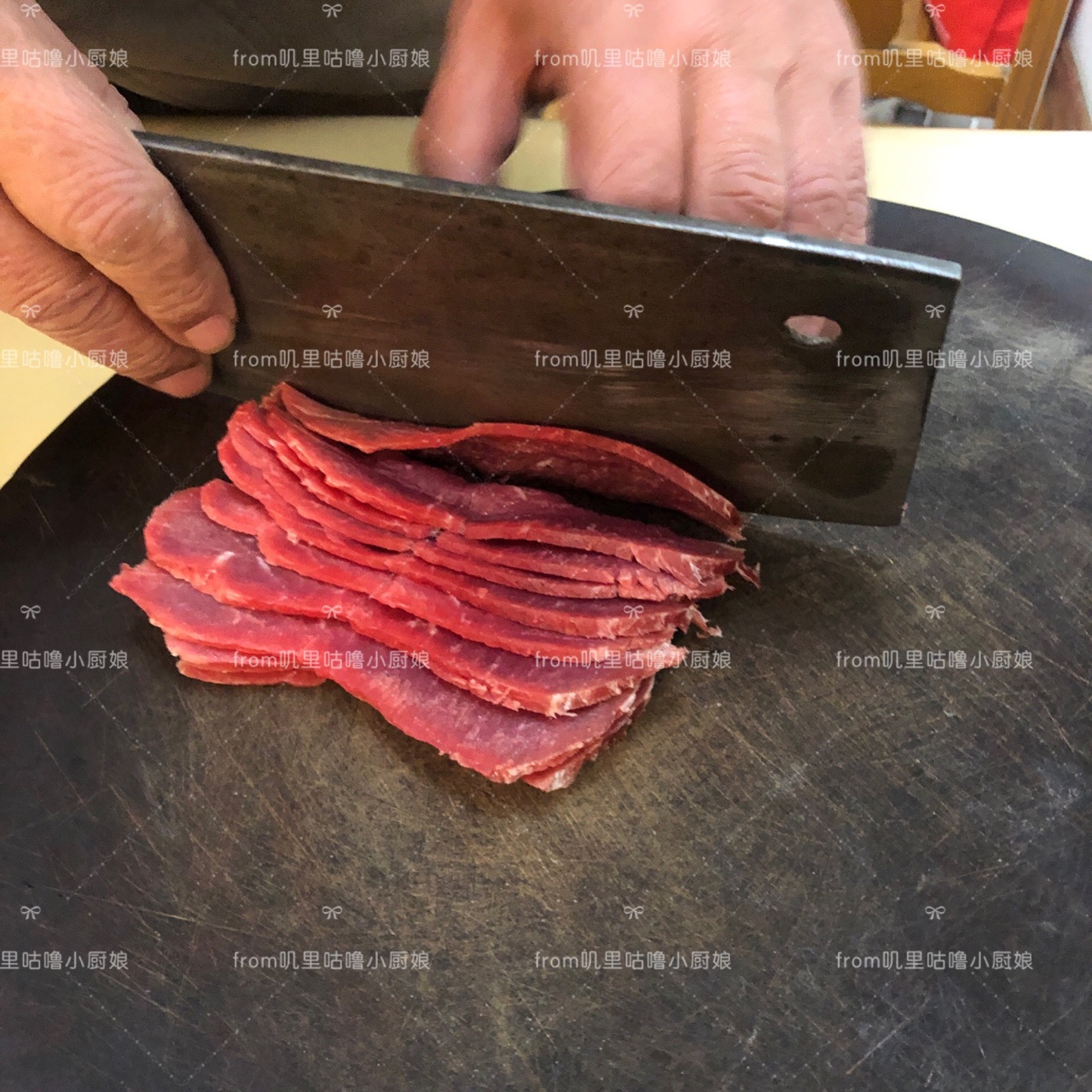 水煮牛肉（含切肉片绝招）