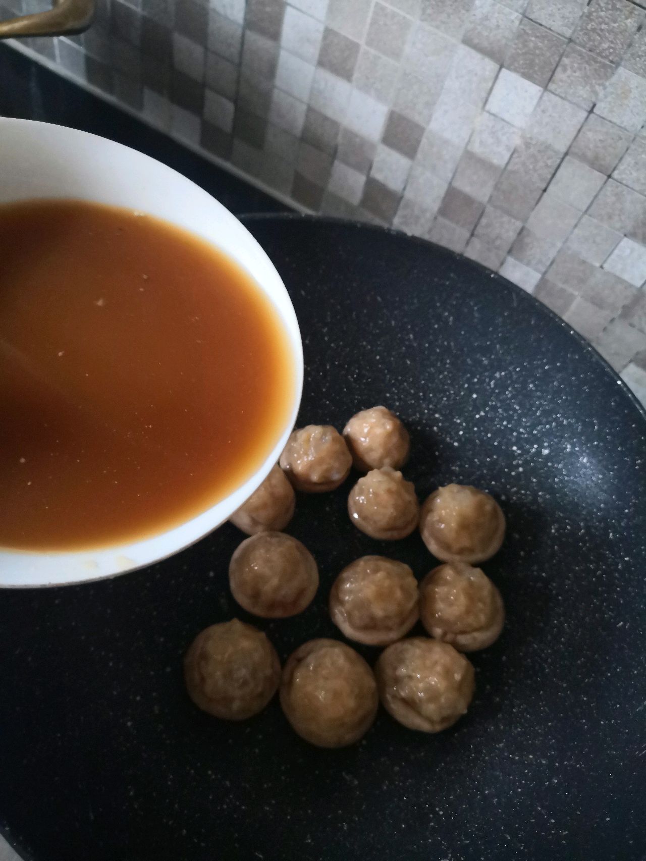 私房菜#口蘑鲜酿虾滑