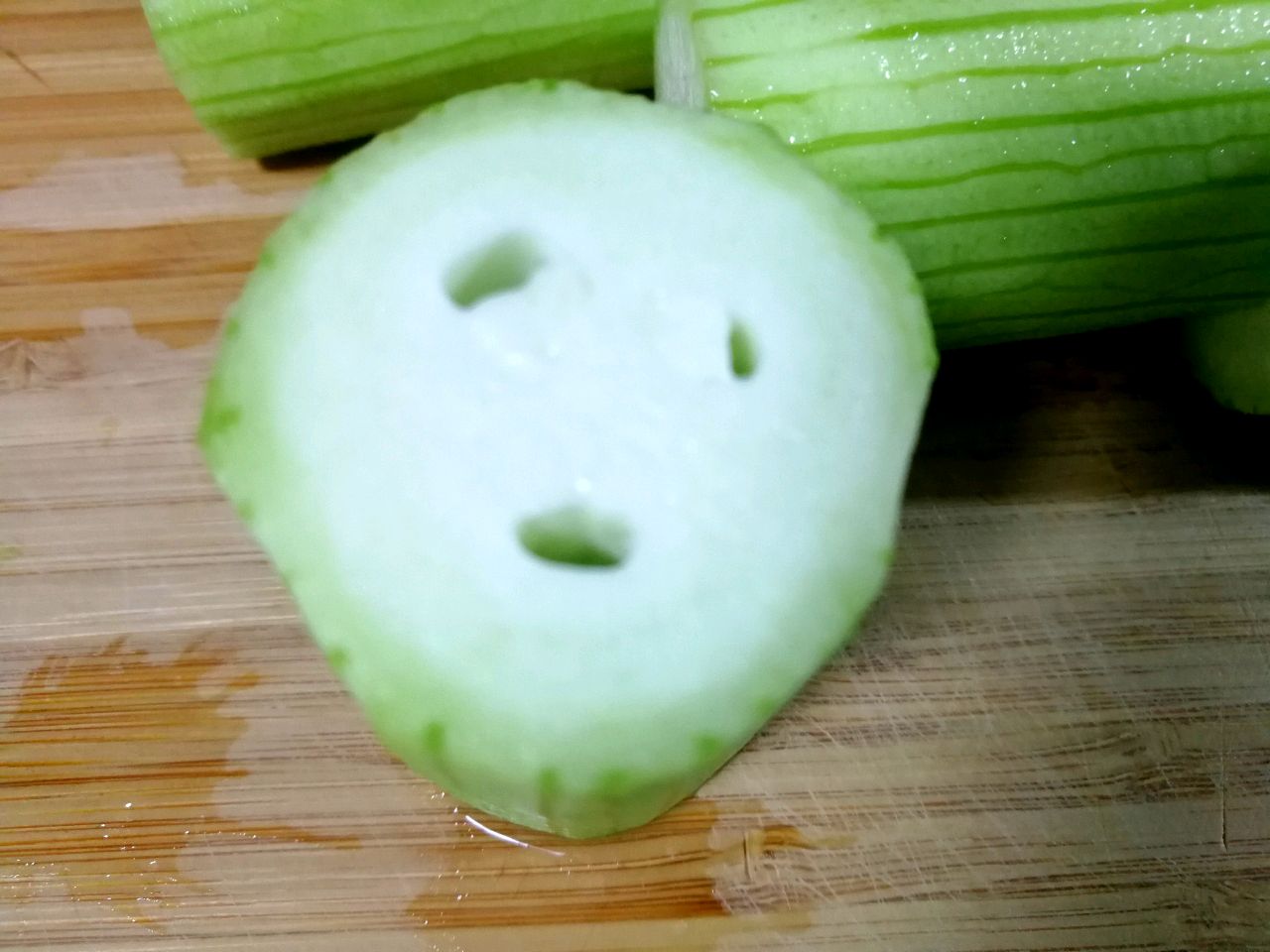 丝瓜这样做轻食少油健康美味