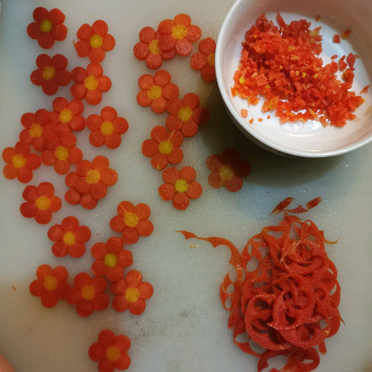 送你许多小红花—胡萝卜糯米饼