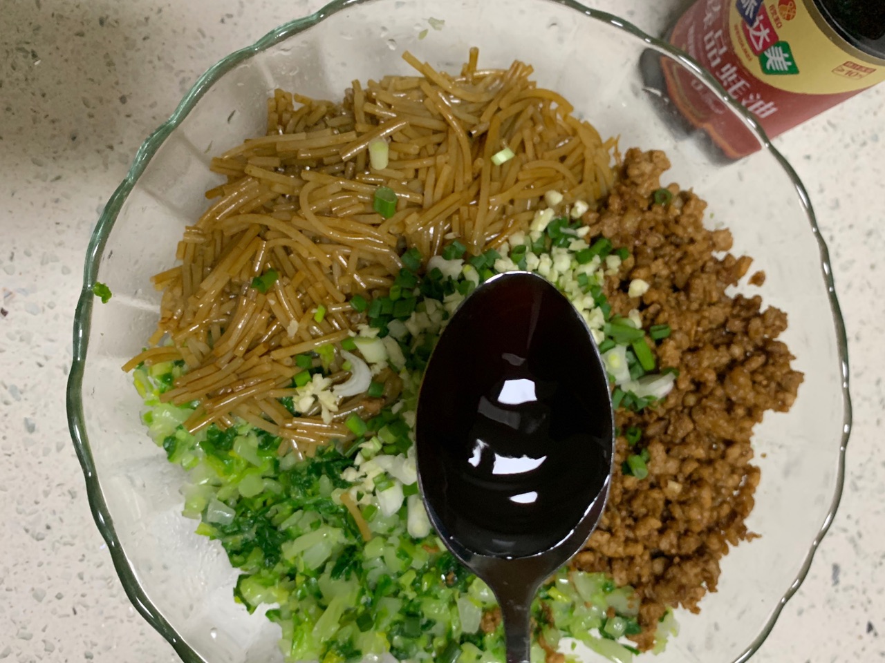 松软大白包子