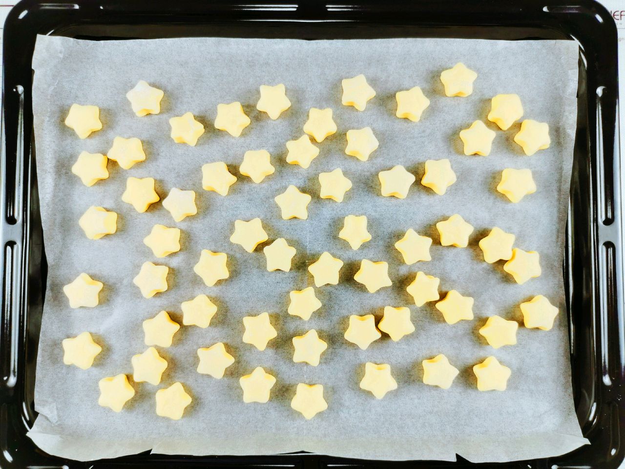 松软美味～小星星鸡蛋小馒头