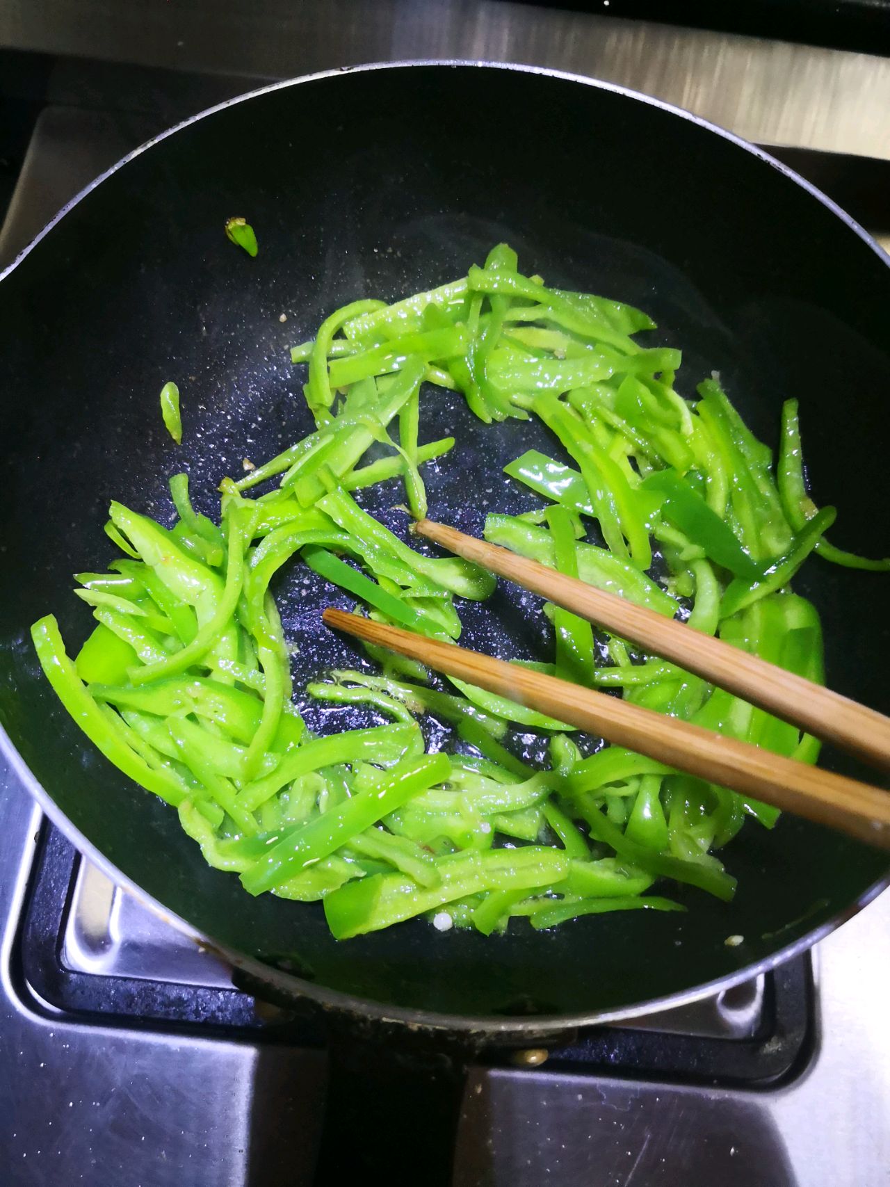 松鼠茄子