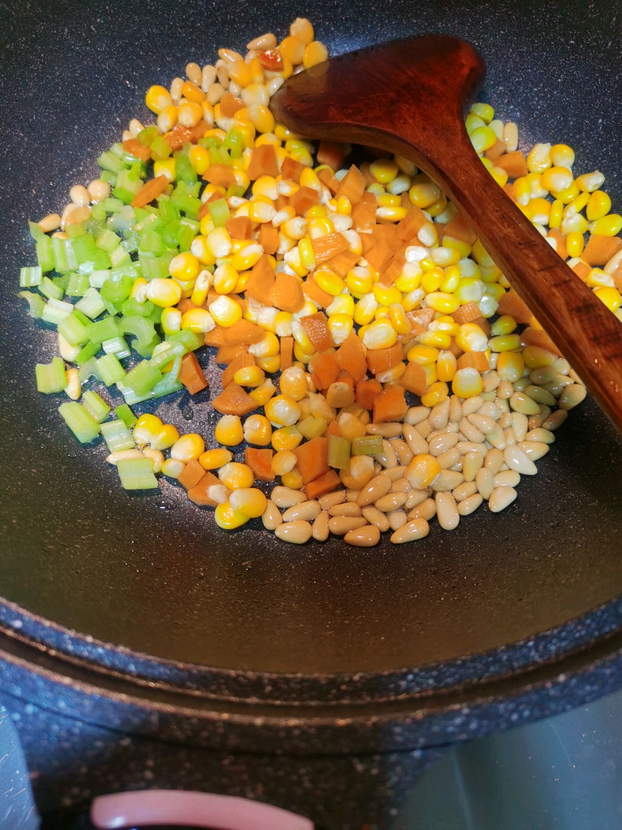 松子玉米