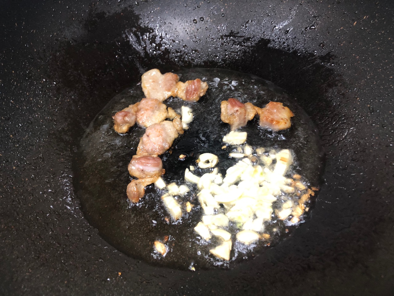 素炒白玉菇