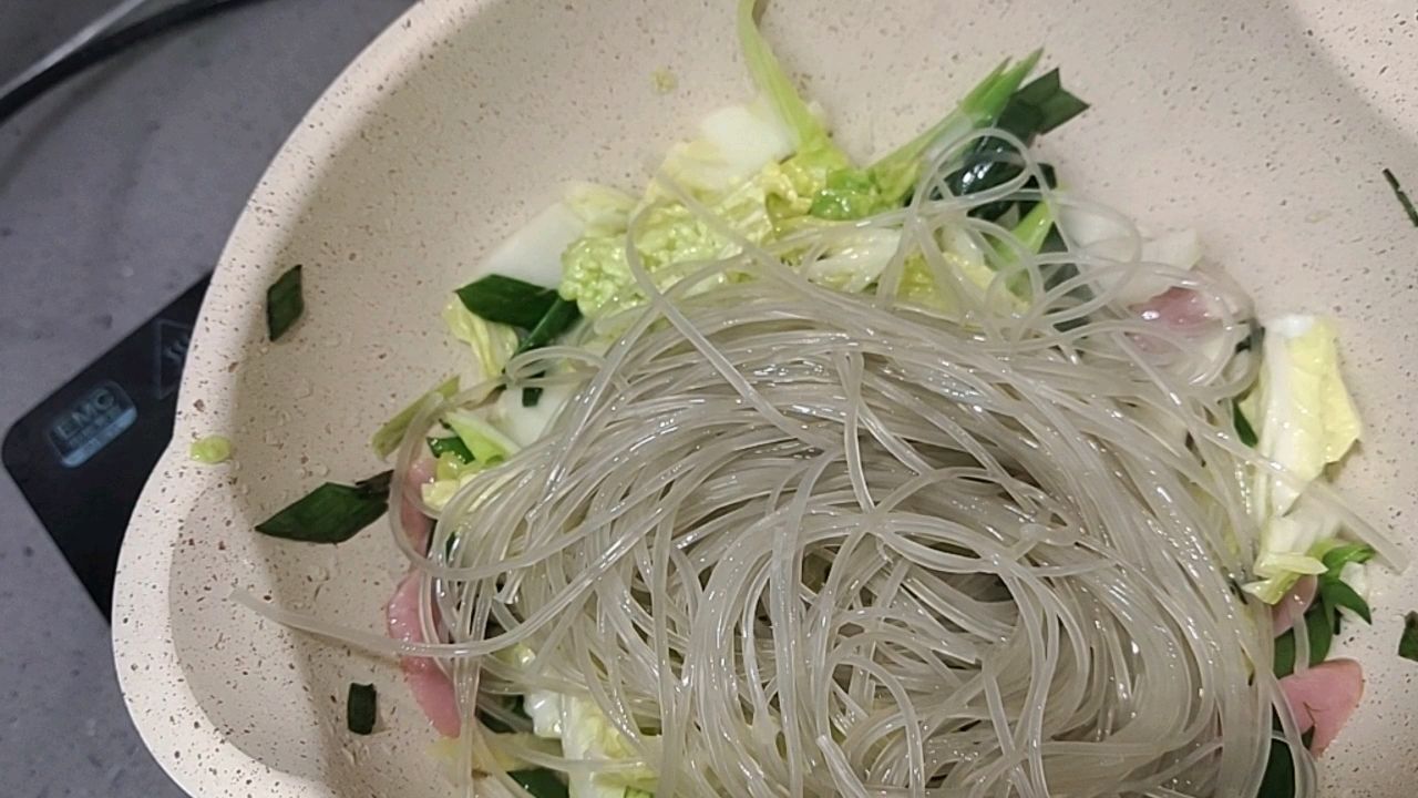 素炒红薯粉丝