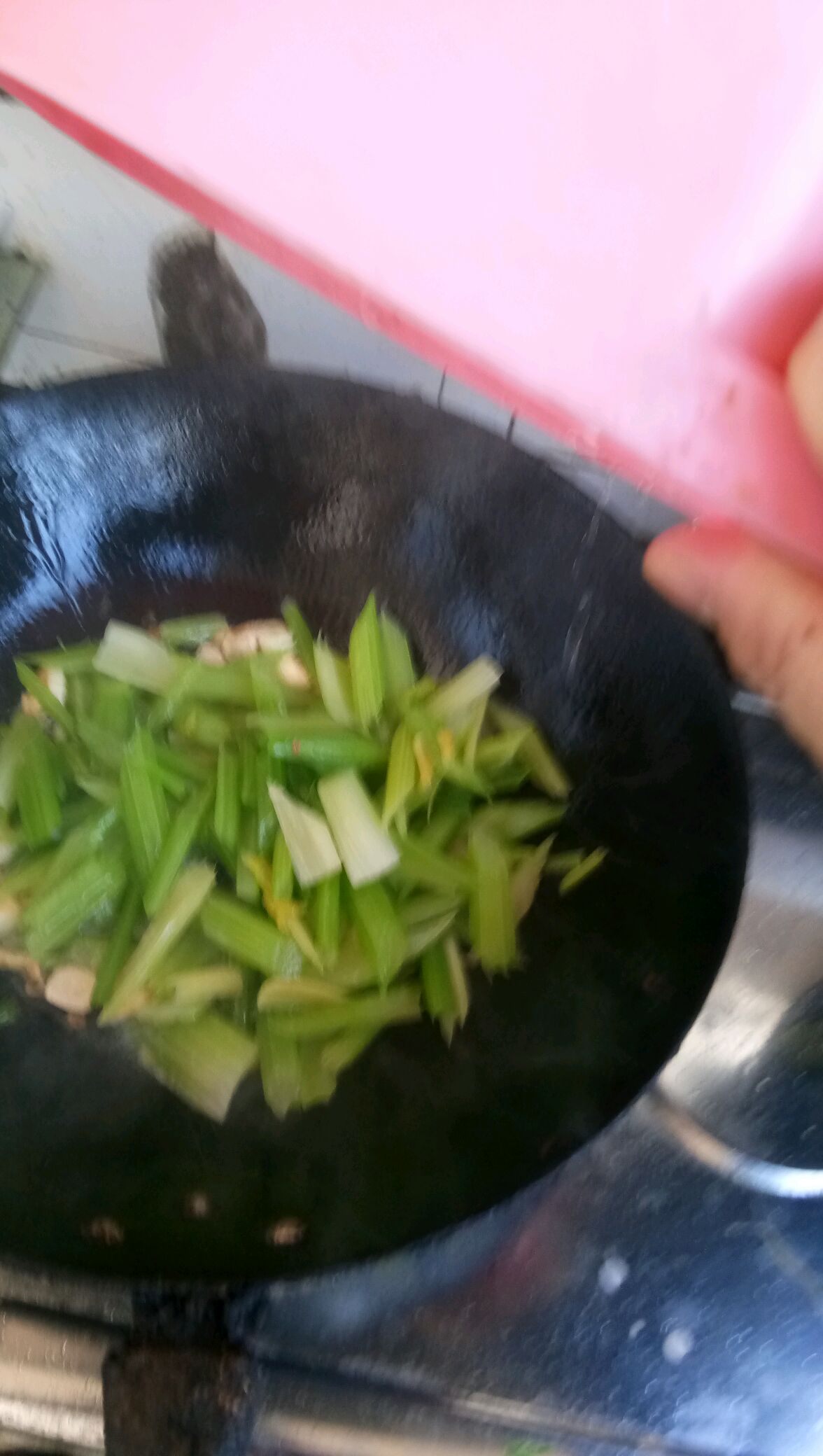 素炒芹菜