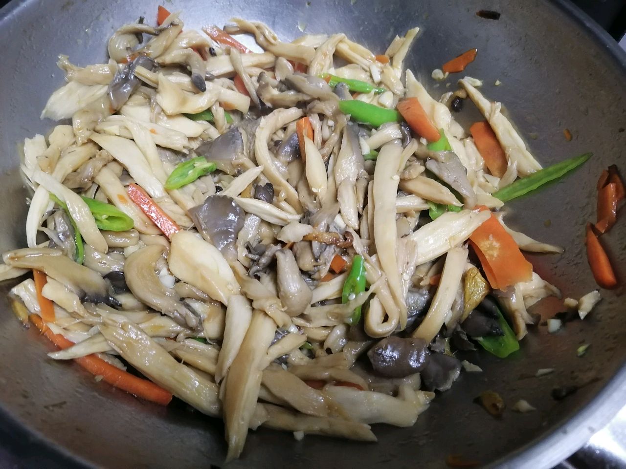 素炒杂菇