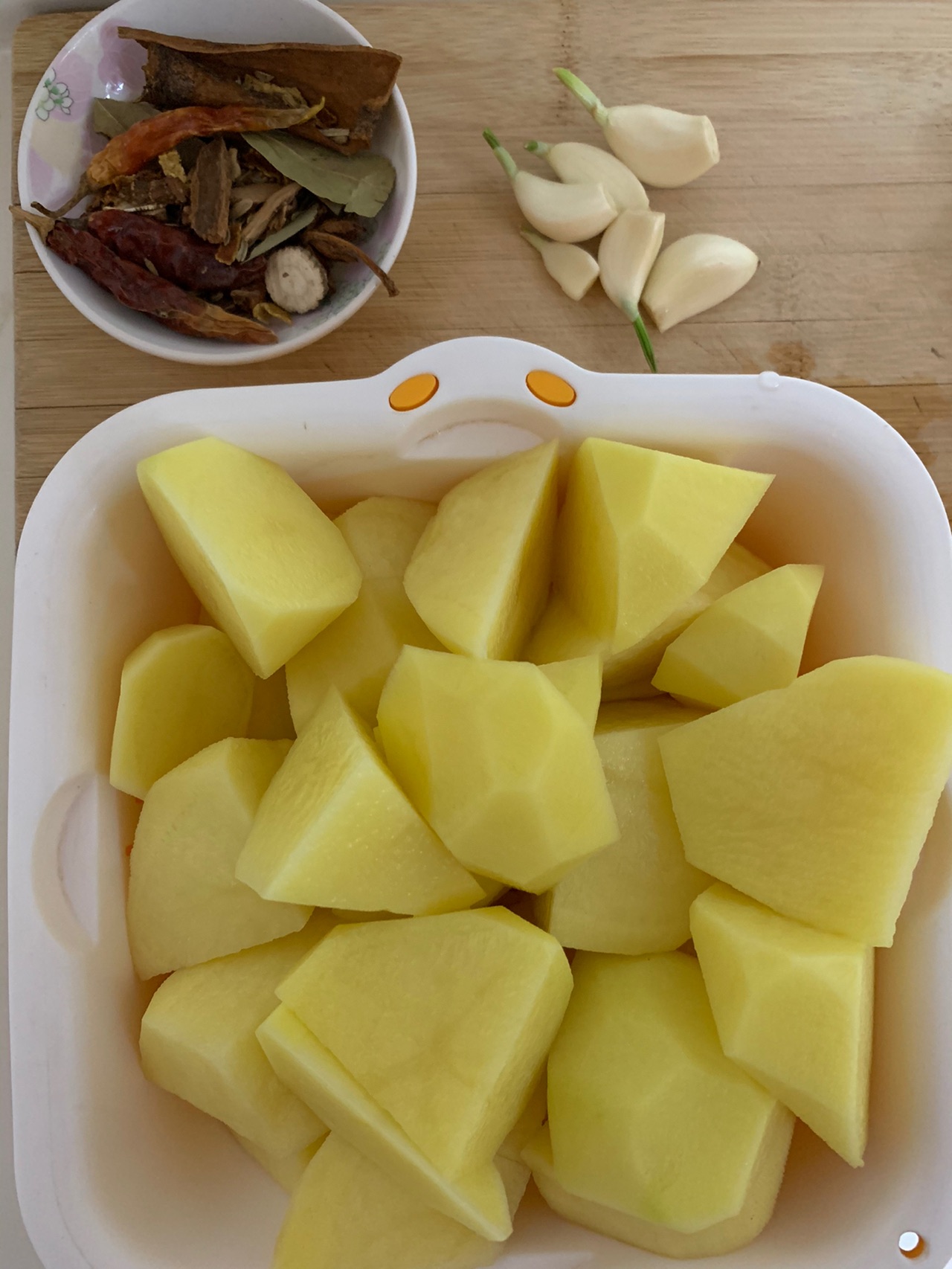 速成版排骨土豆煲