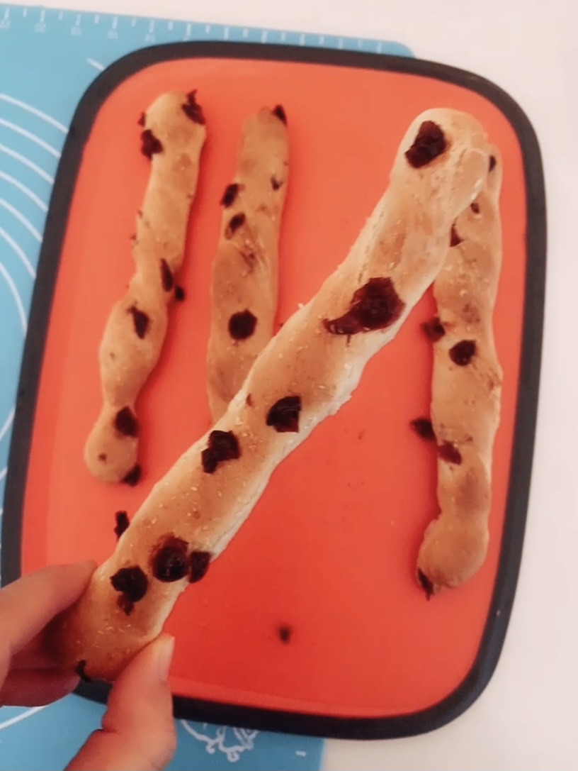 酥脆椰蓉蔓越莓面包条