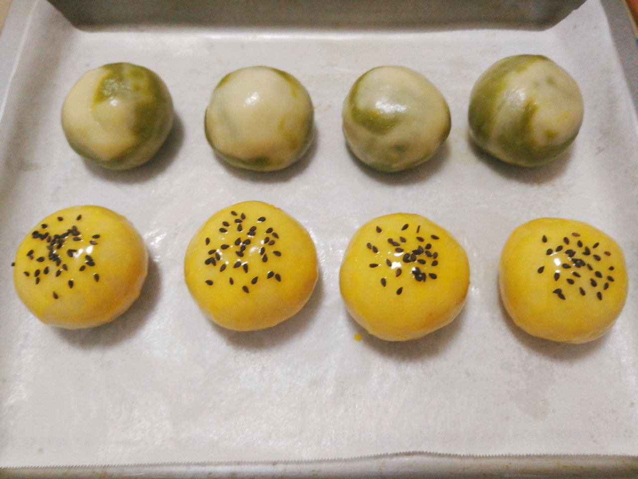 酥到掉渣の超美味蛋黄酥