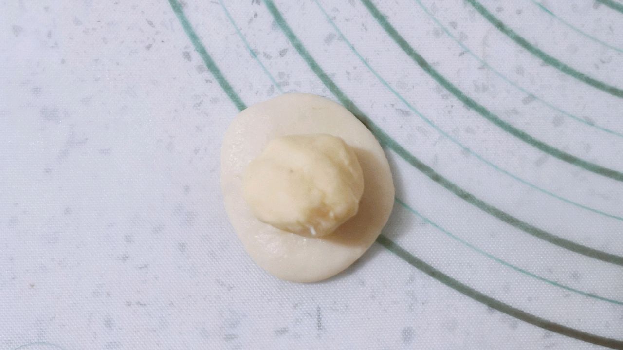 【酥到掉渣】蛋黄酥