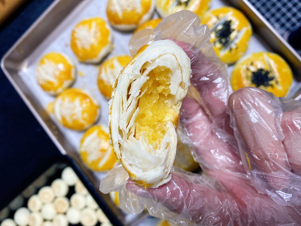 酥的掉渣的 奶黄酥