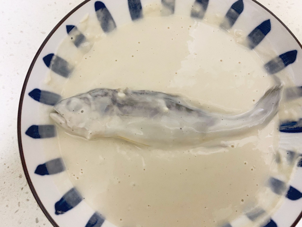 酥掉渣的干炸小黄鱼