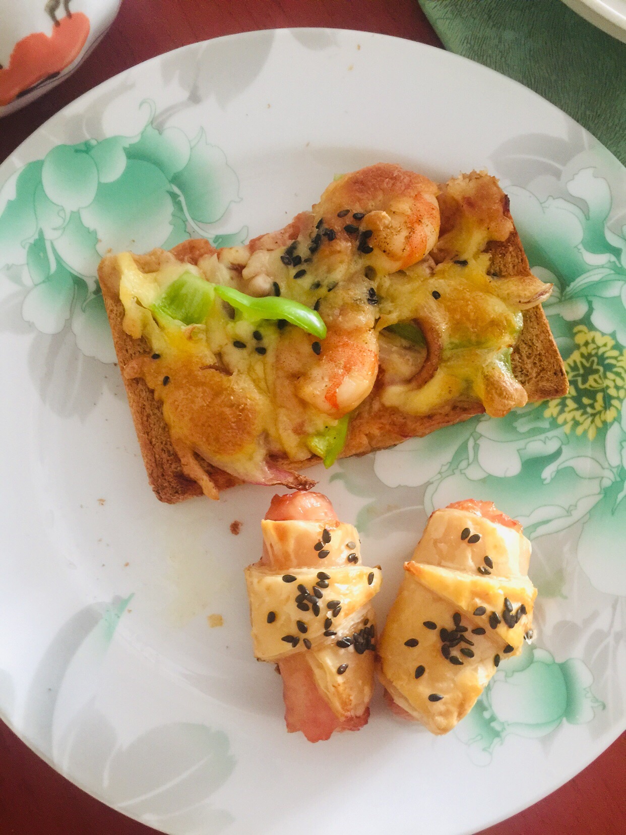 酥皮烤肠