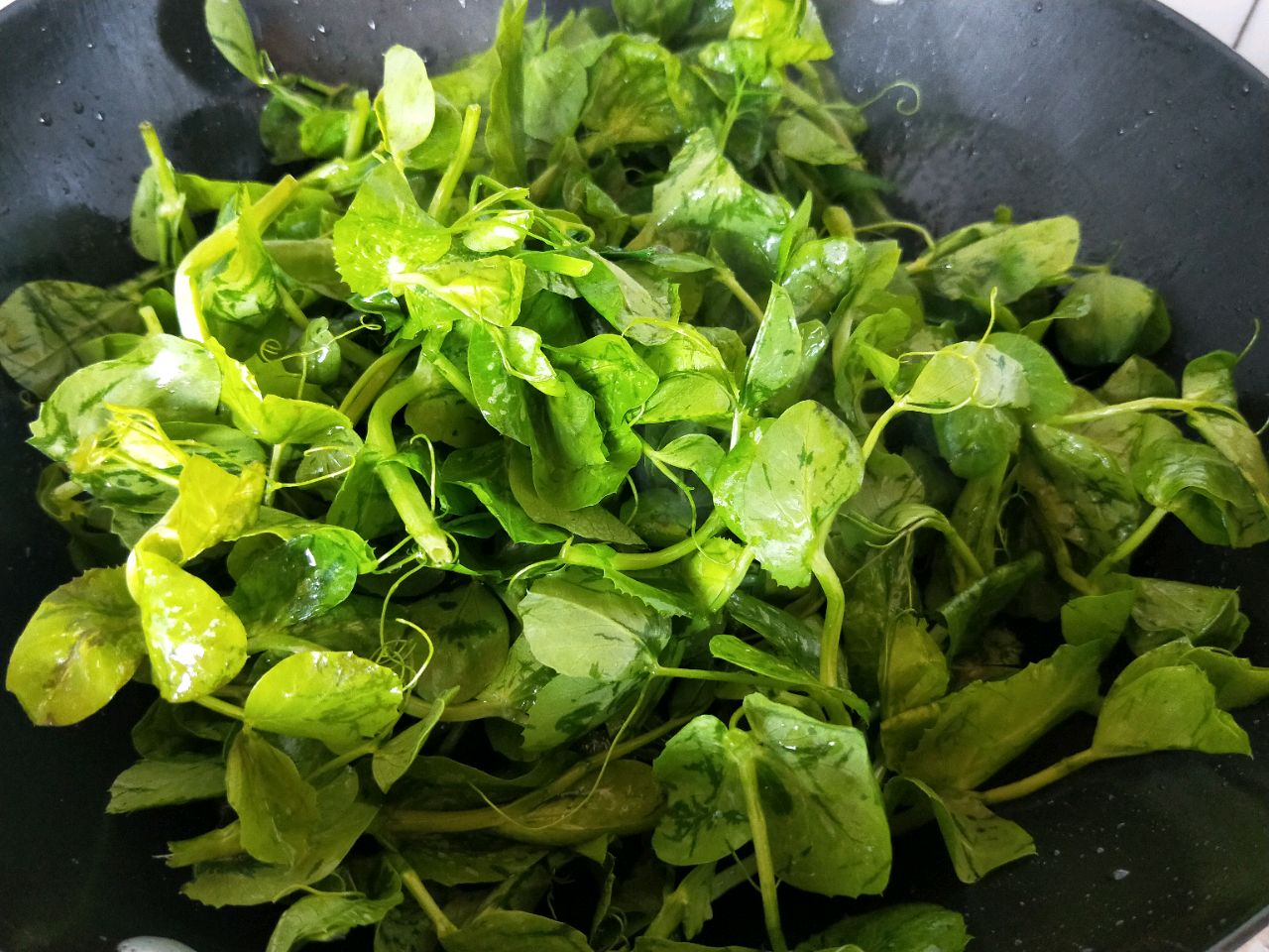 酥肉豌豆荚汤(刮肠油、小清新）