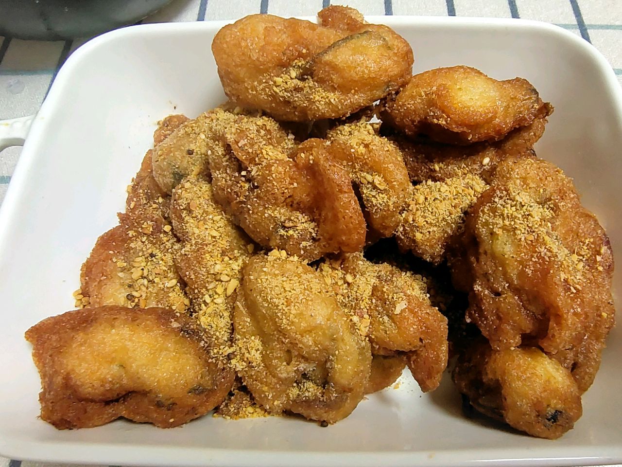 酥酥脆脆炸蛎蝗