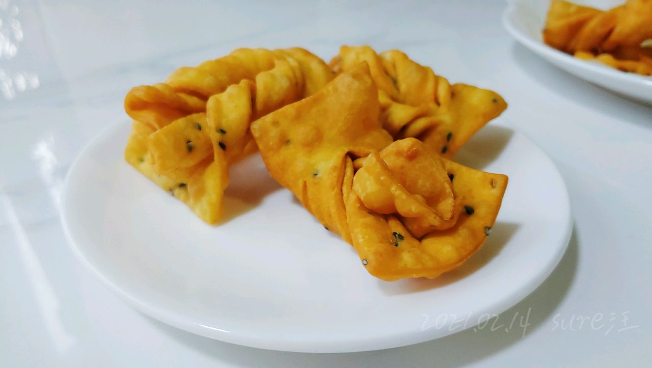 苏炸麻叶蛋翻花