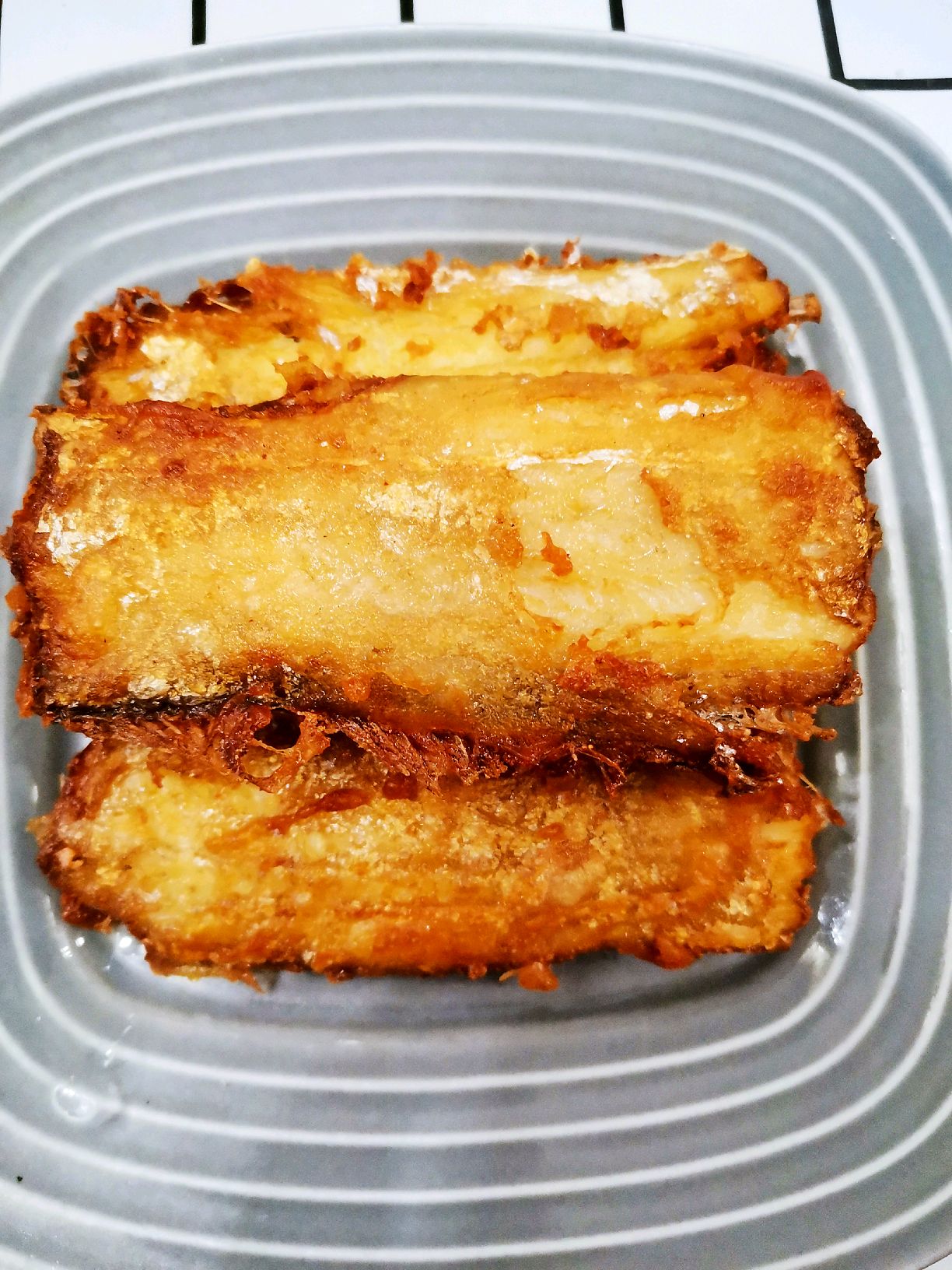 酥炸啤酒带鱼