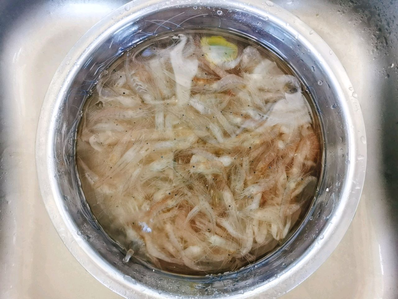 酥炸小河虾