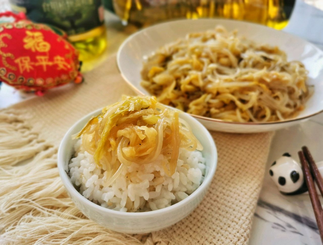 酸菜炒粉