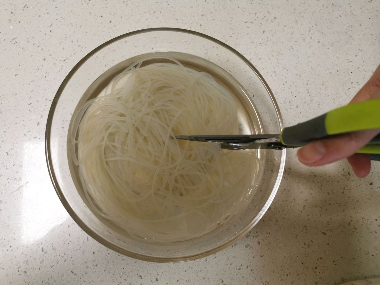 酸菜炒粉