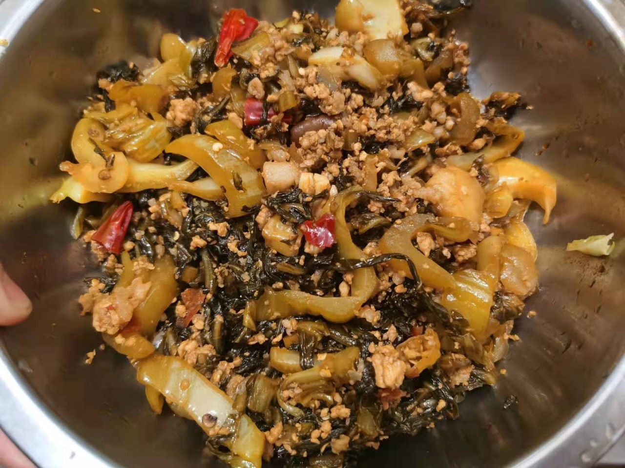 酸菜炒肉沫