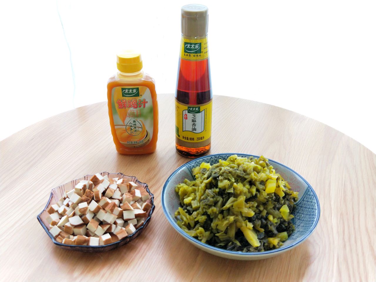酸菜炒香干