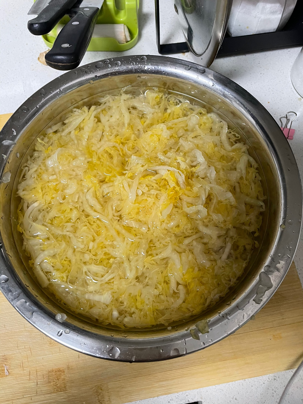 酸菜粉条炖大骨头
