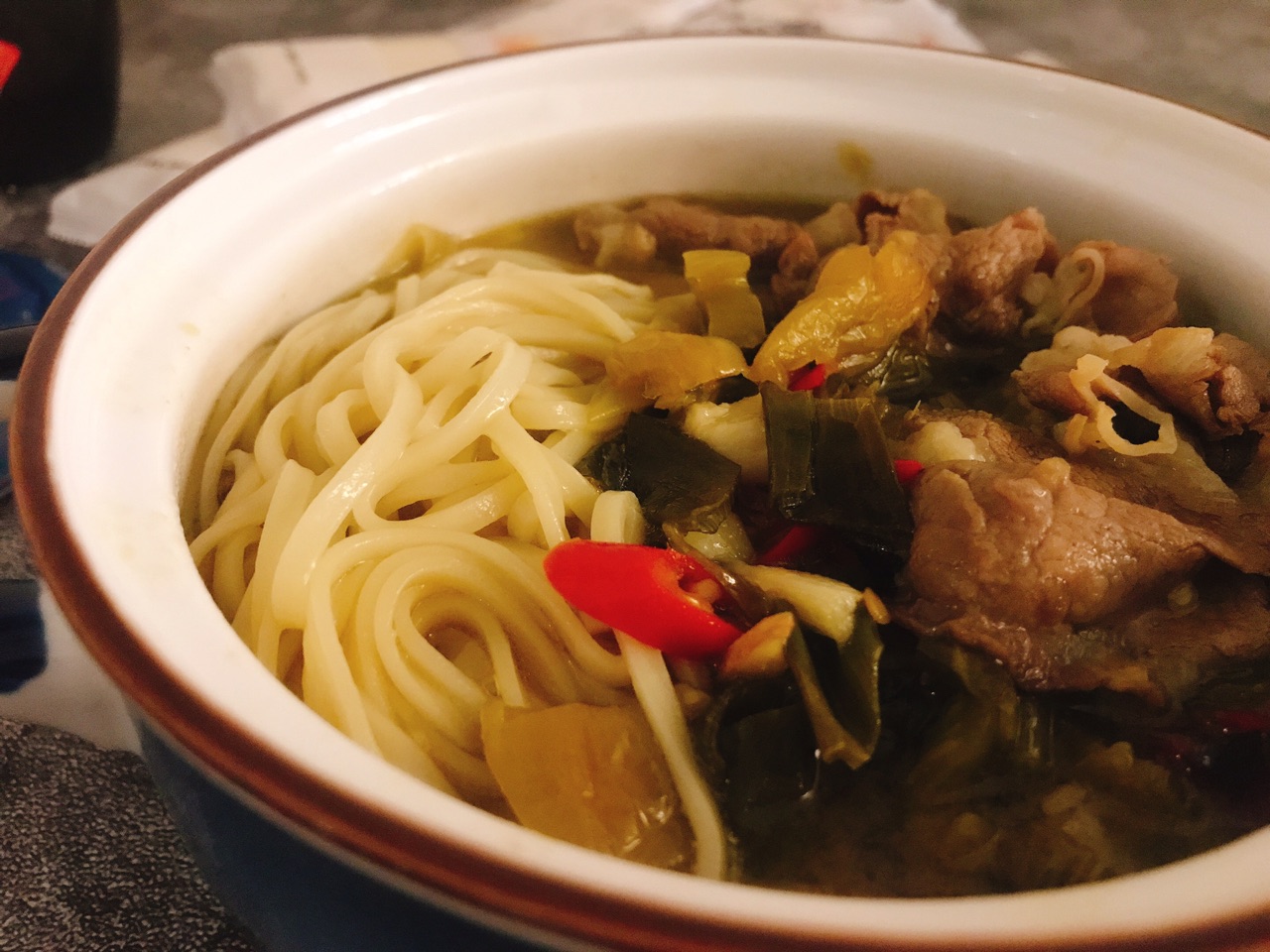 酸菜牛肉面