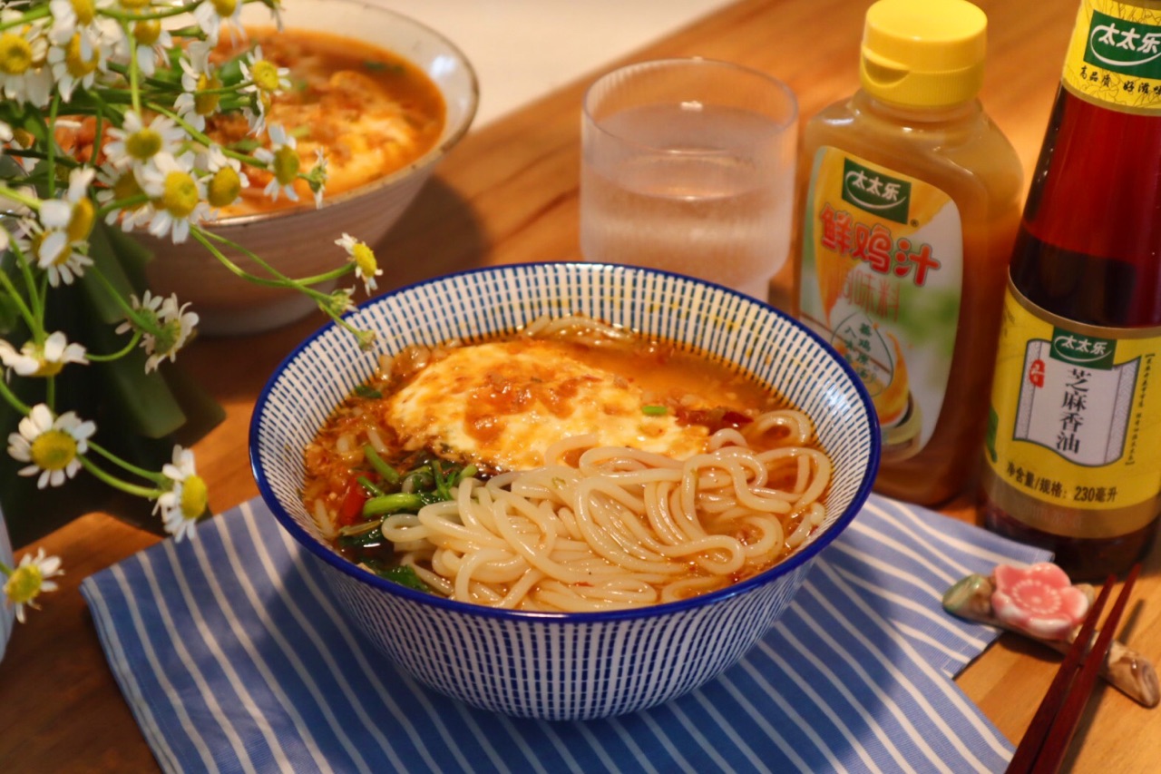 酸菜肉沫米粉