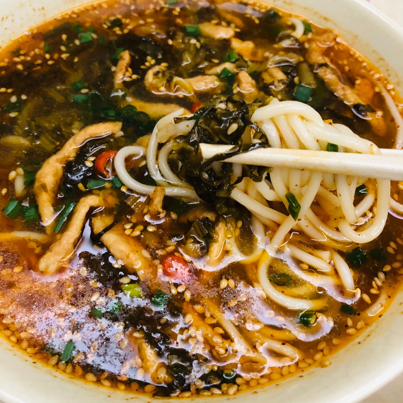 酸菜肉丝面