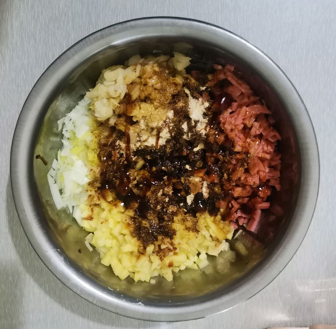酸菜土豆蒸饺