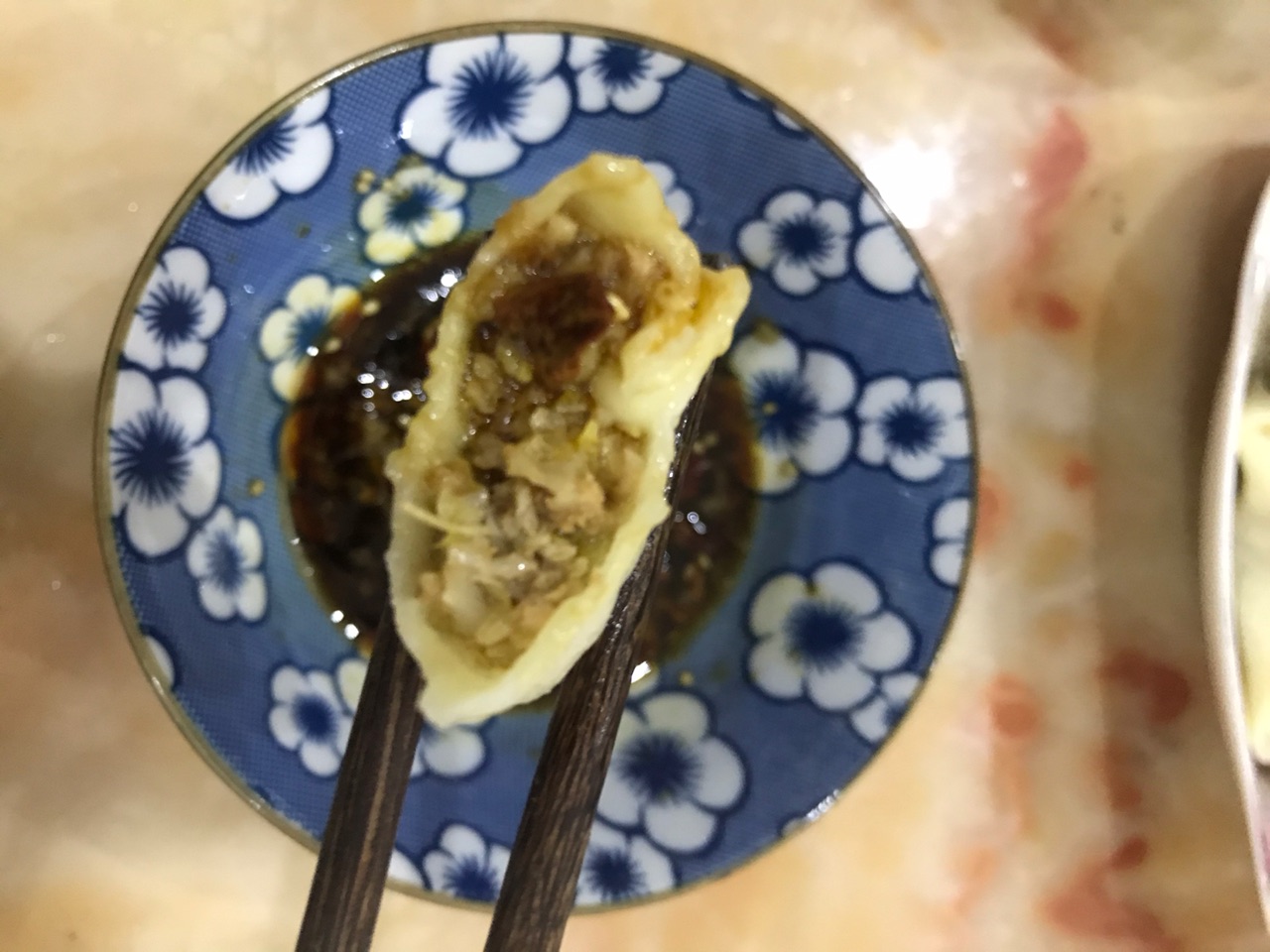 酸菜猪肉饺子