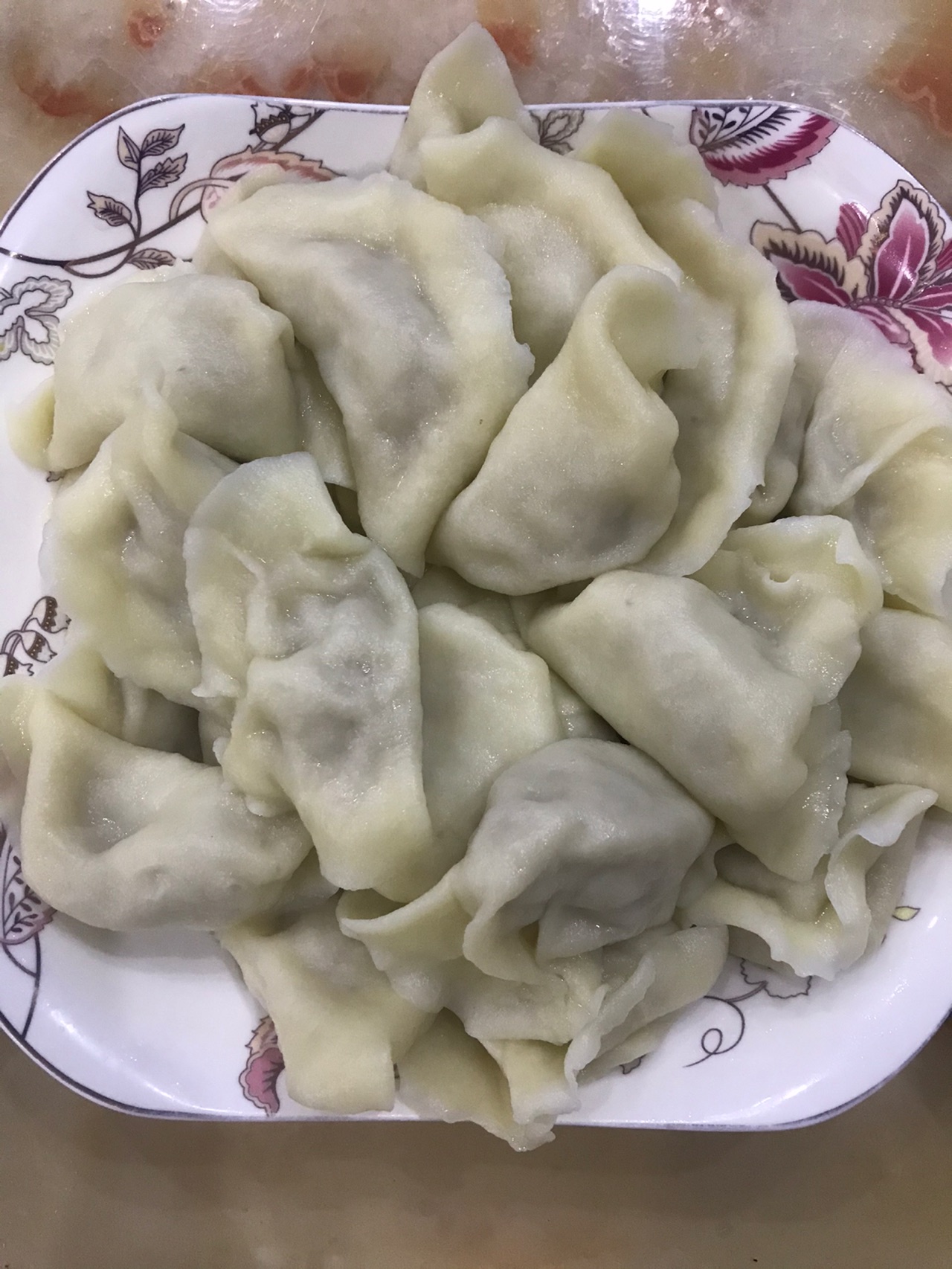 酸菜猪肉饺子