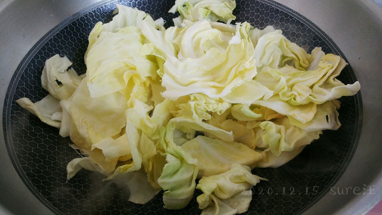 酸辣包菜炒嫩肝