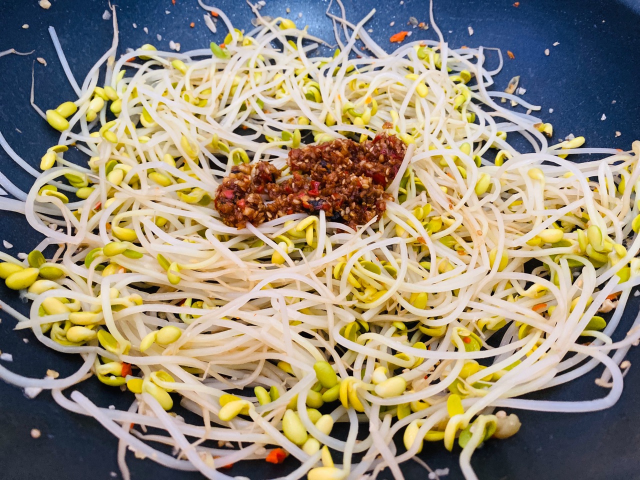 酸辣豆芽菜