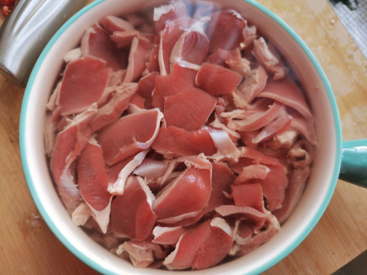 酸辣鸡胗