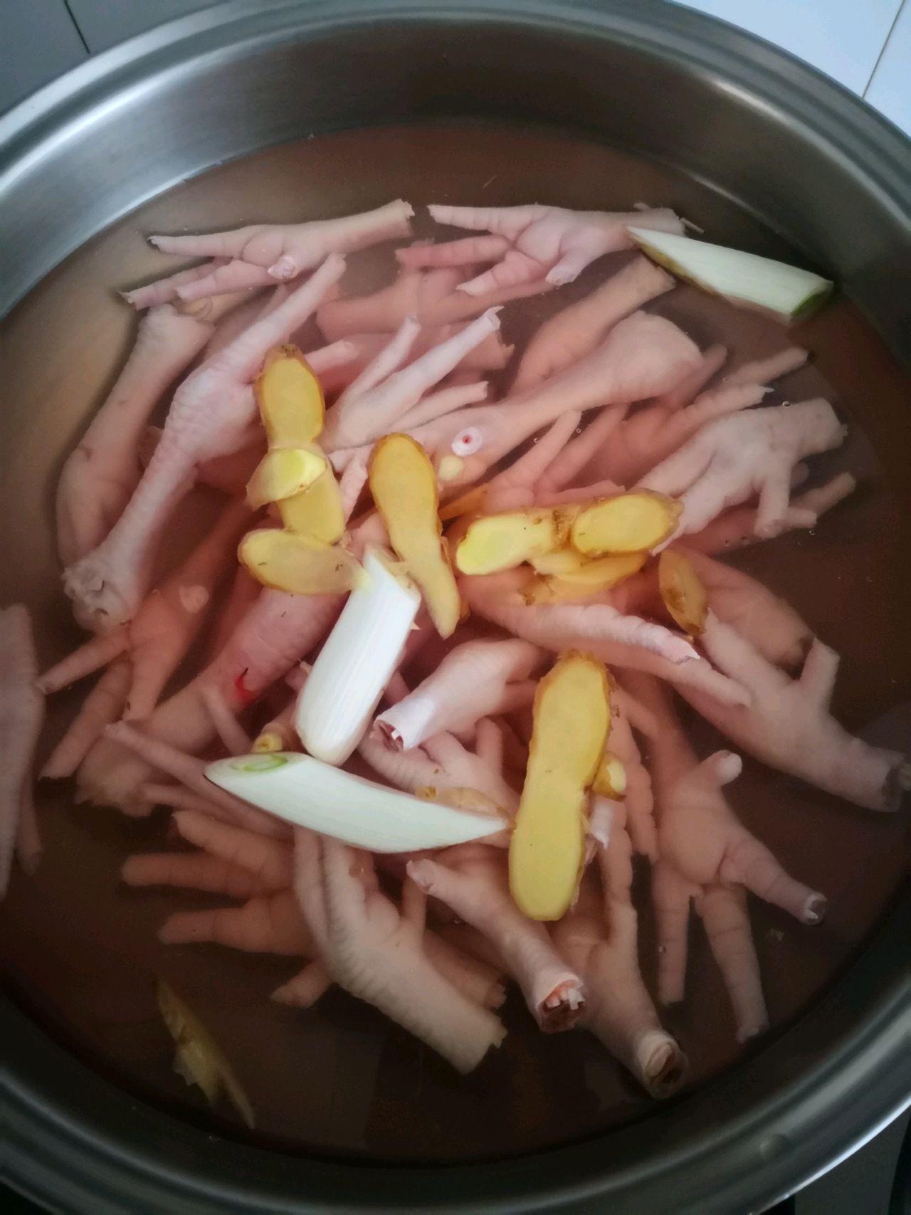 酸辣鸡爪