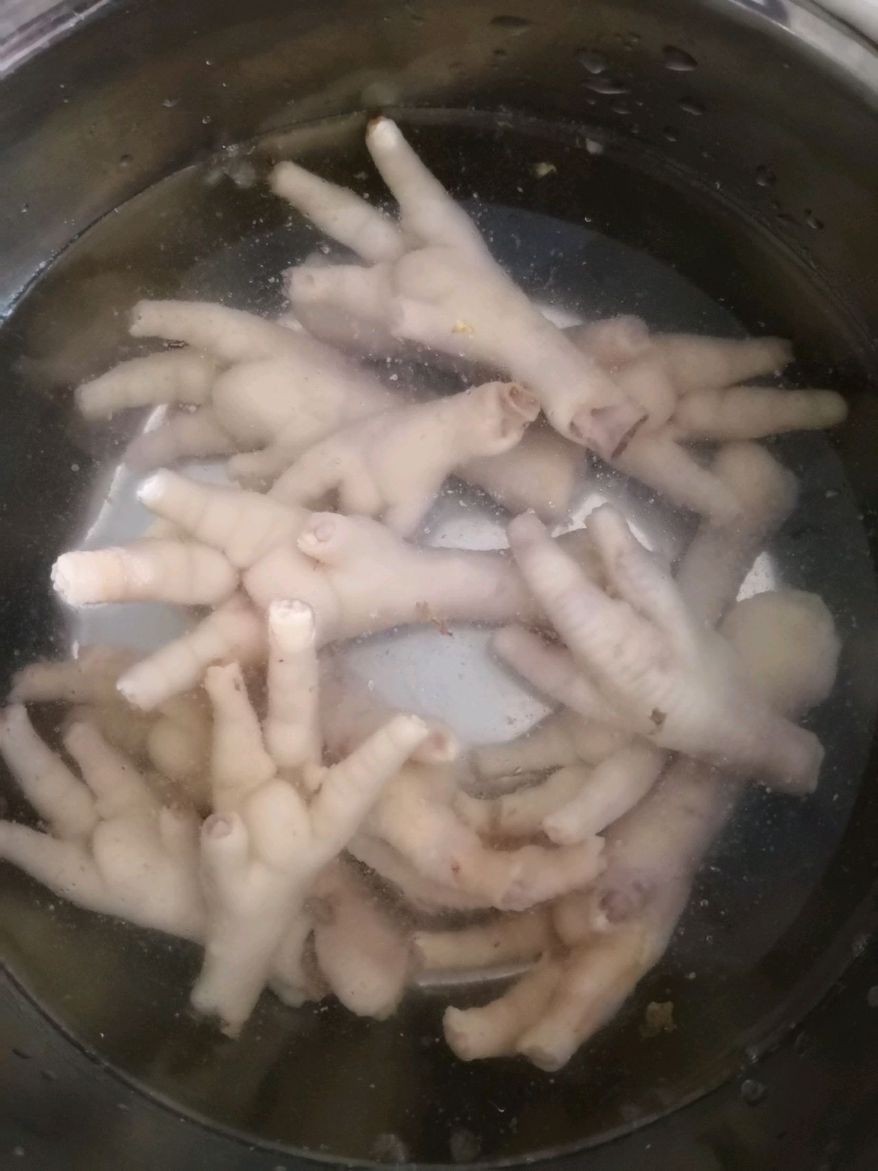 酸辣鸡爪