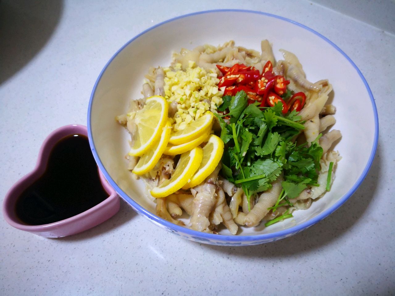 酸辣鸡爪