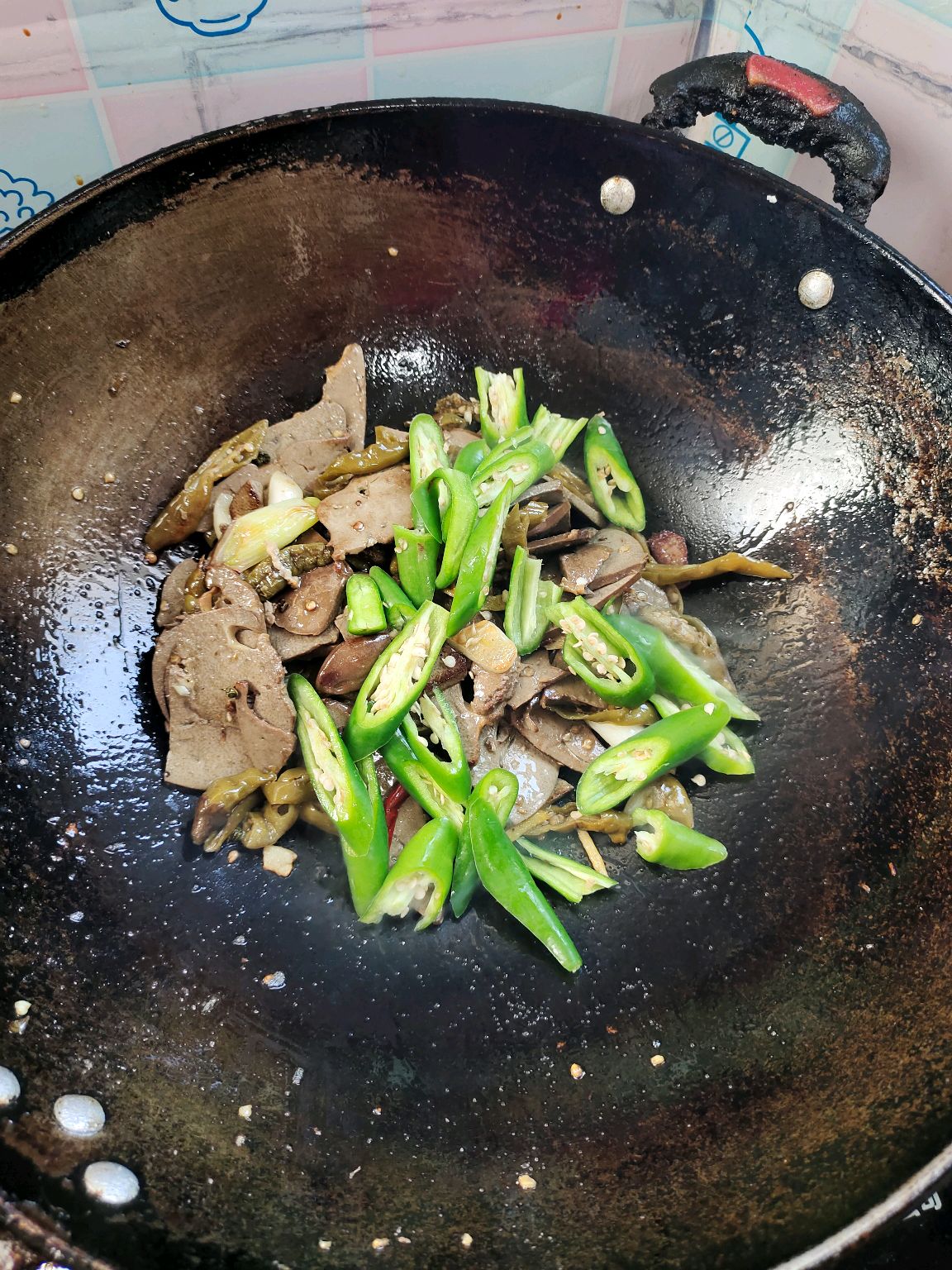 酸辣椒爆羊肝