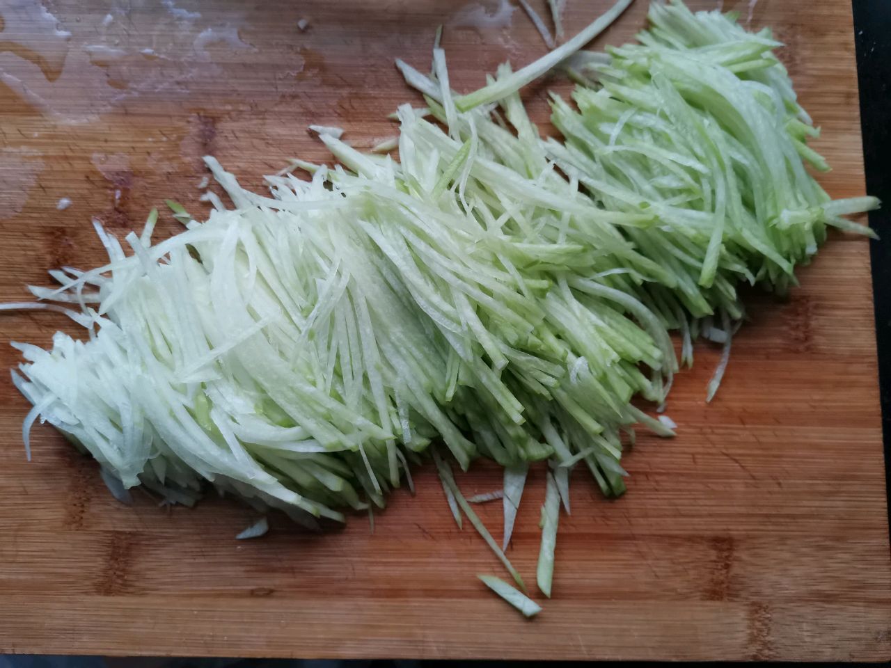 酸辣萝卜丝，开胃下饭菜