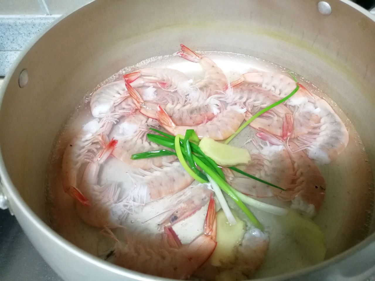 酸辣柠檬虾
