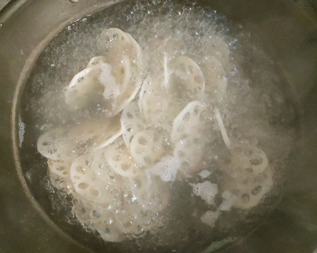酸辣藕片