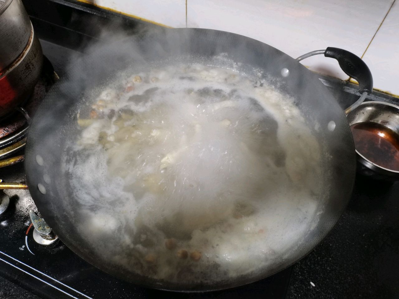 酸辣泡鸡爪