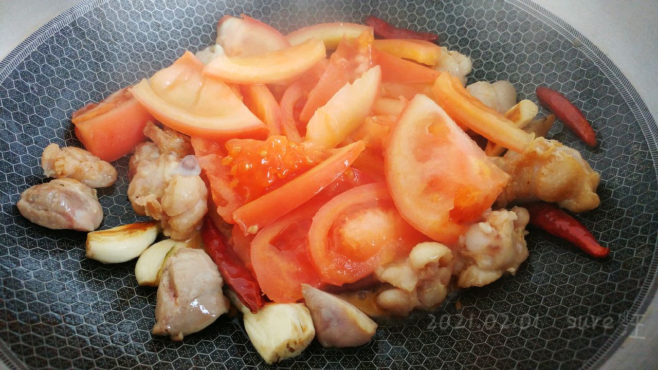 蒜辣茄酱鸡肉粉