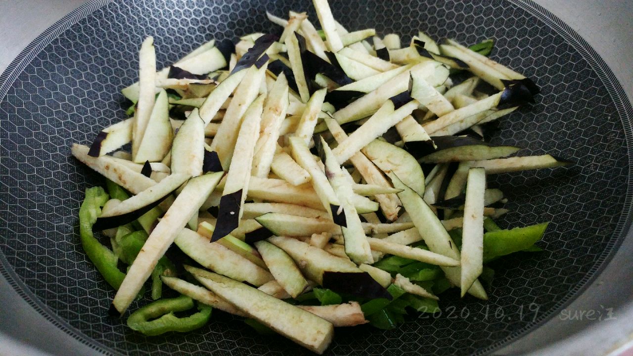 蒜辣茄酱土豆饭